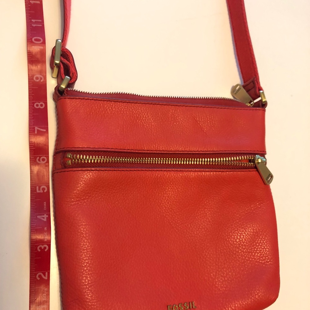 Fossil Crossbody Purse - Picture 4 of 6
